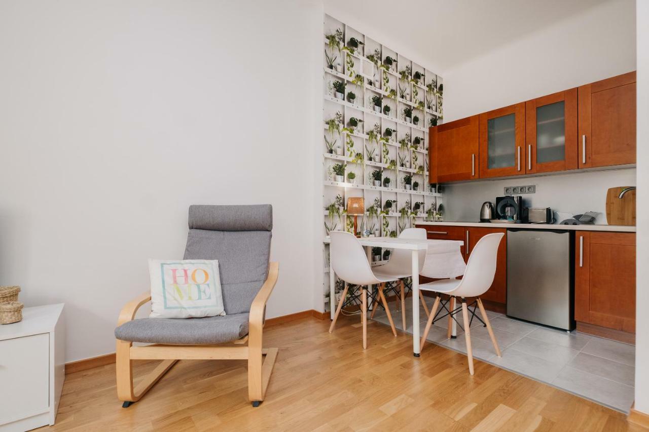 ורשה Miodowa Old Town Apartment מראה חיצוני תמונה