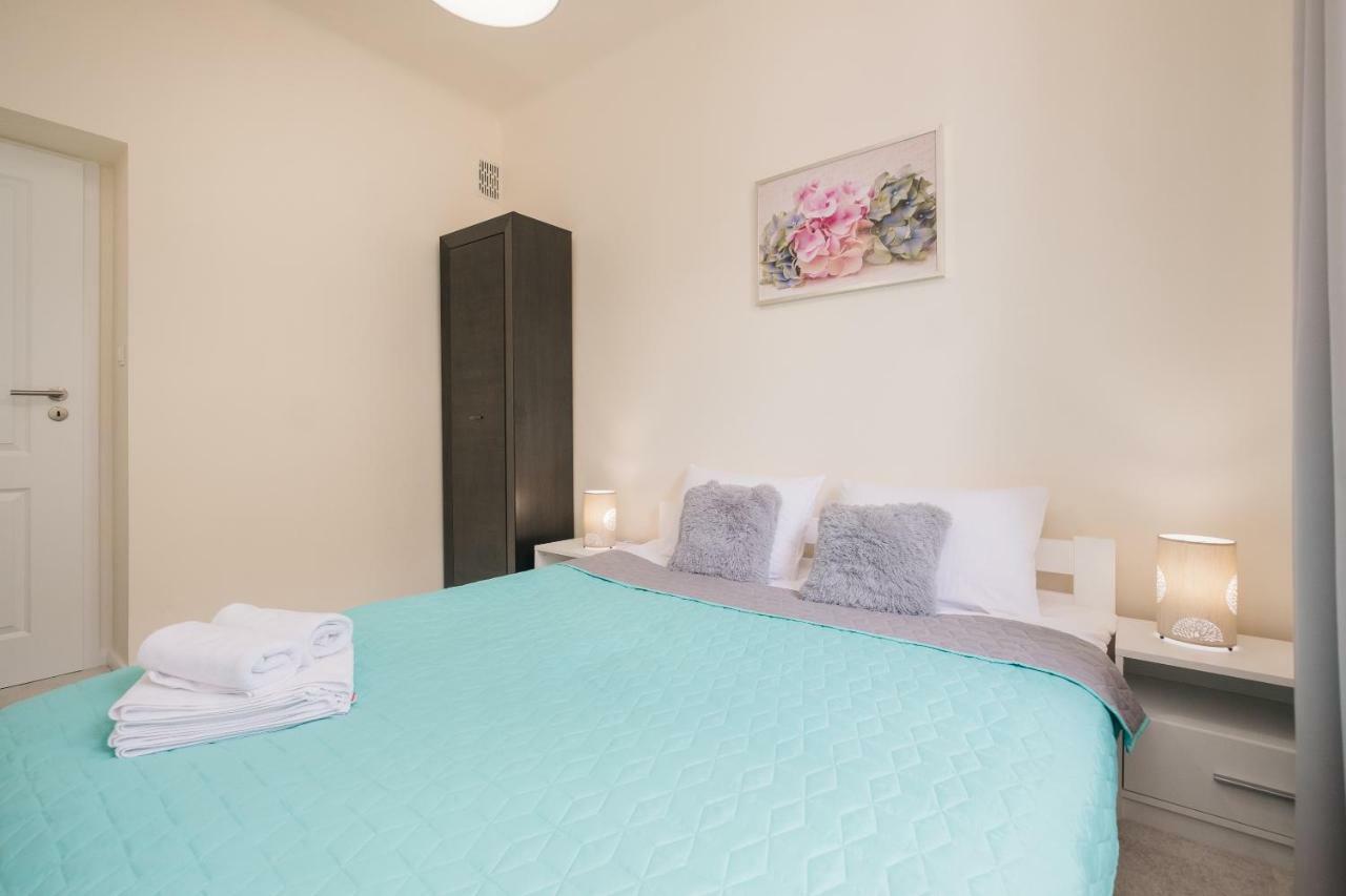 ורשה Miodowa Old Town Apartment מראה חיצוני תמונה